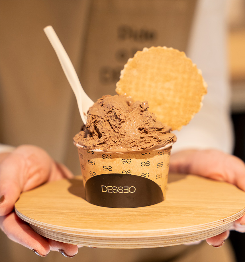 Tarrina de helado artesano gallego DESSEO